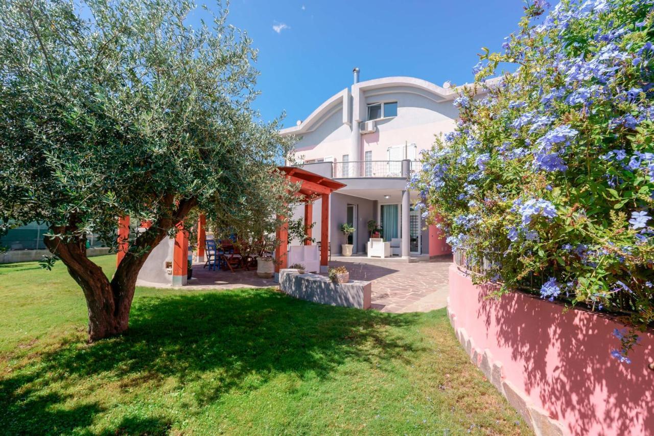 Villa Rosanna Capoterra Exteriör bild