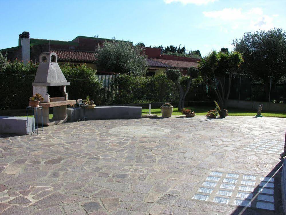 Villa Rosanna Capoterra Exteriör bild