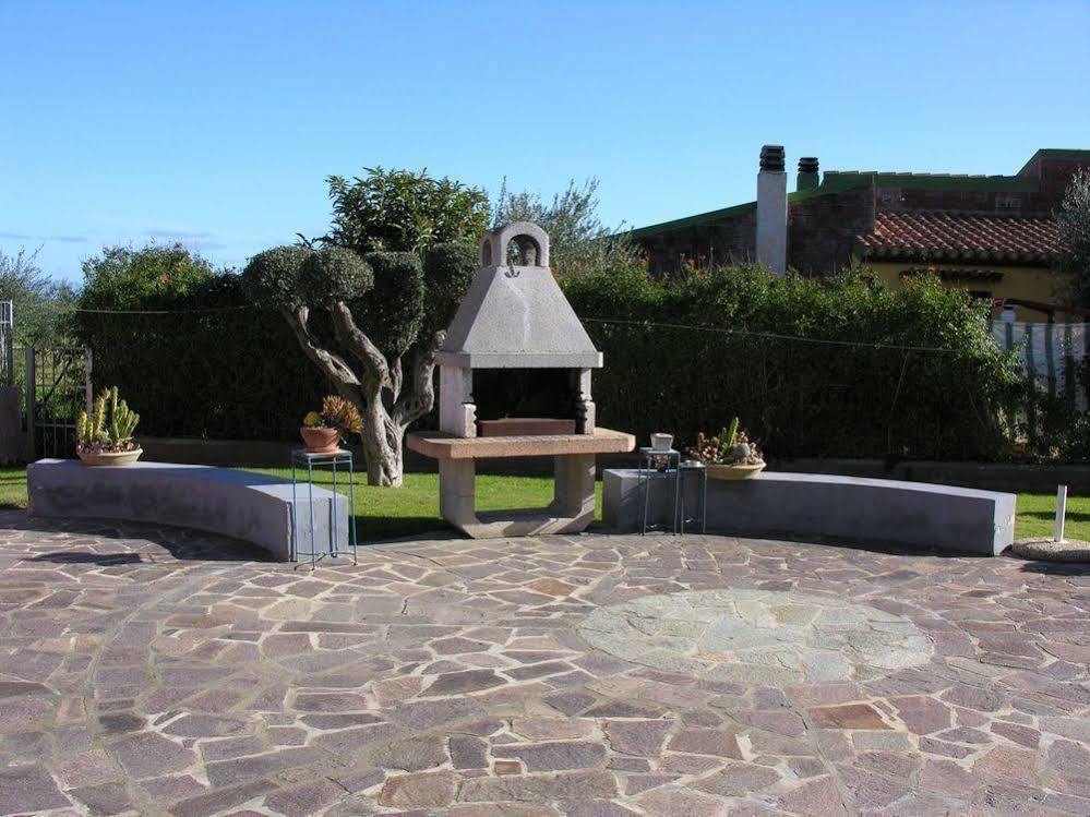 Villa Rosanna Capoterra Exteriör bild